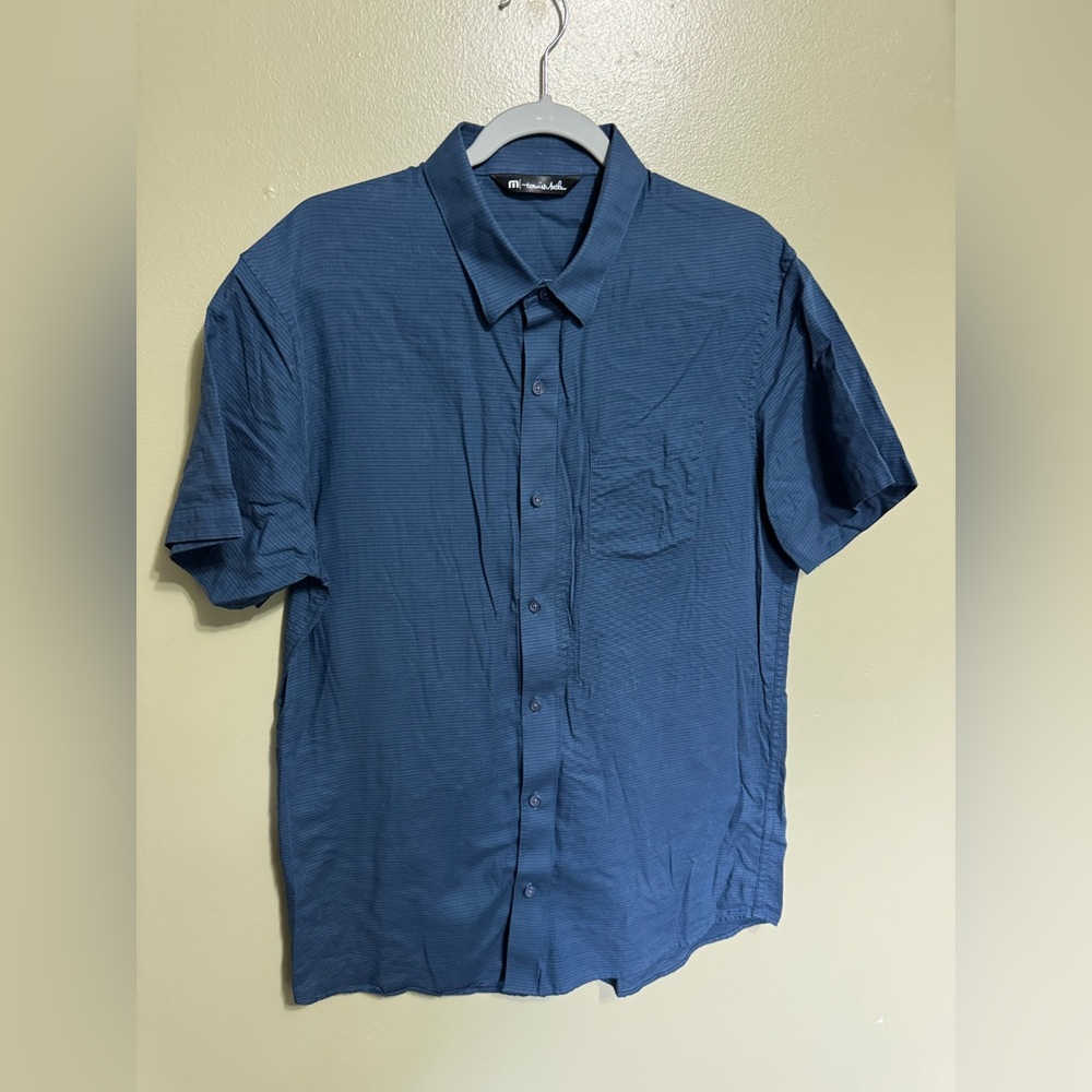 Travis Mathew Short Sleeve Button Up, Size L‎